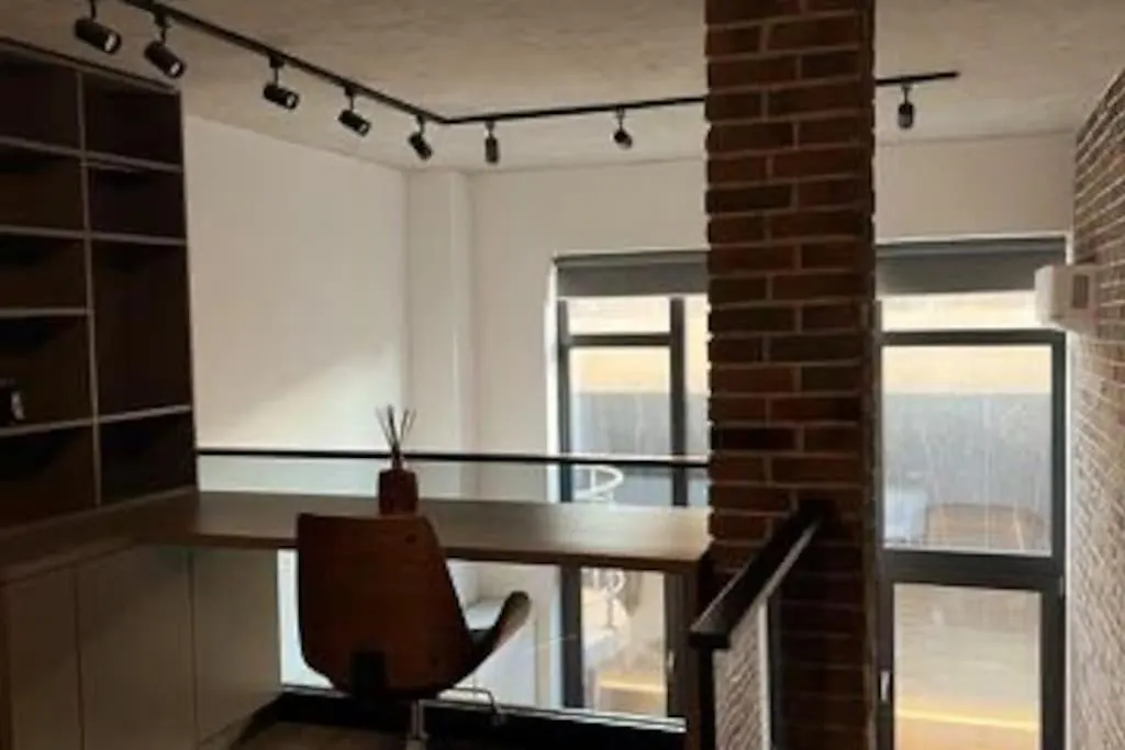 The Brick Studio Bukarest 0*,  Rumänien